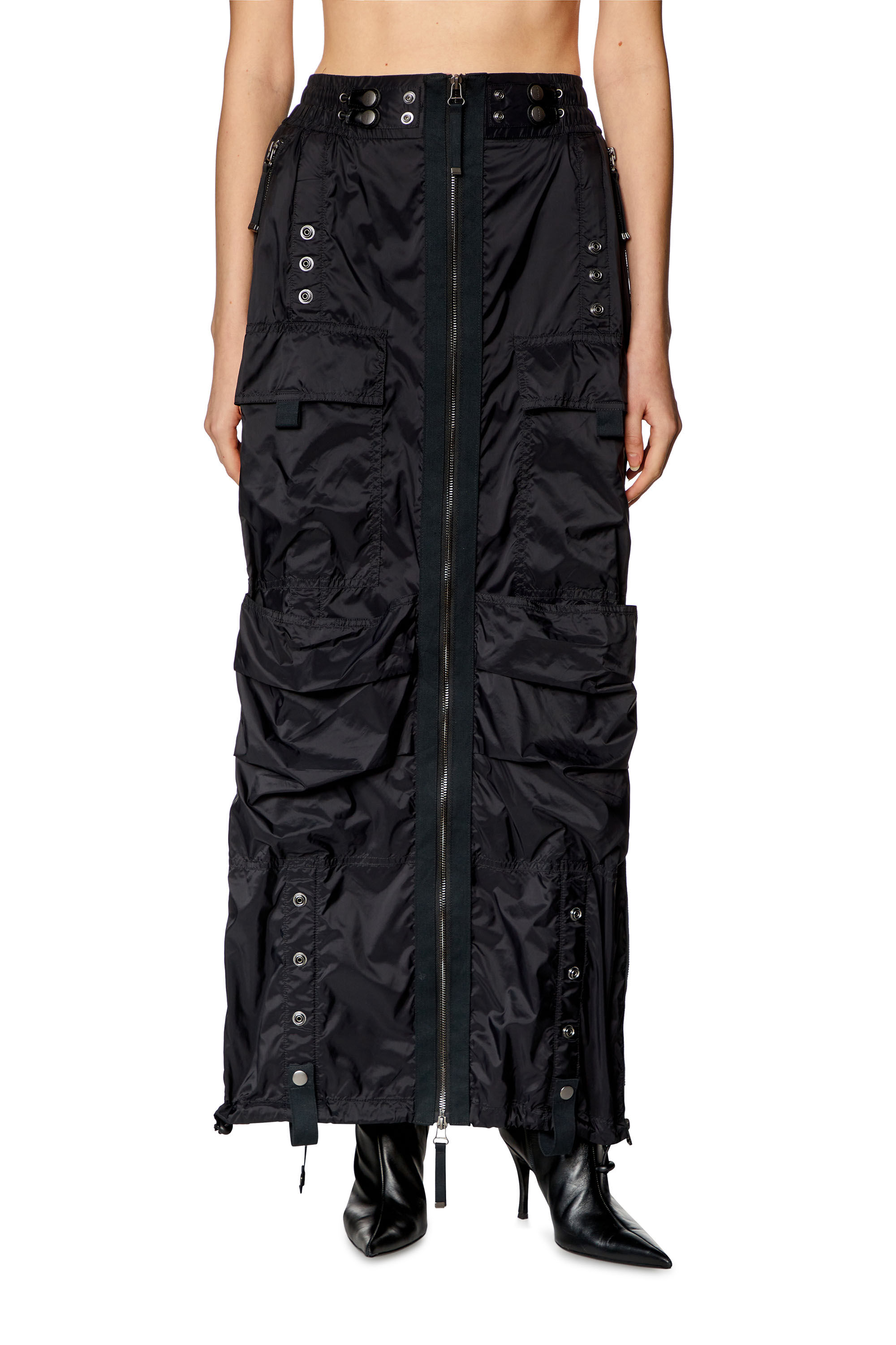 Diesel - O-CREP, Woman's Long skirt with cargo pockets in Black - 3